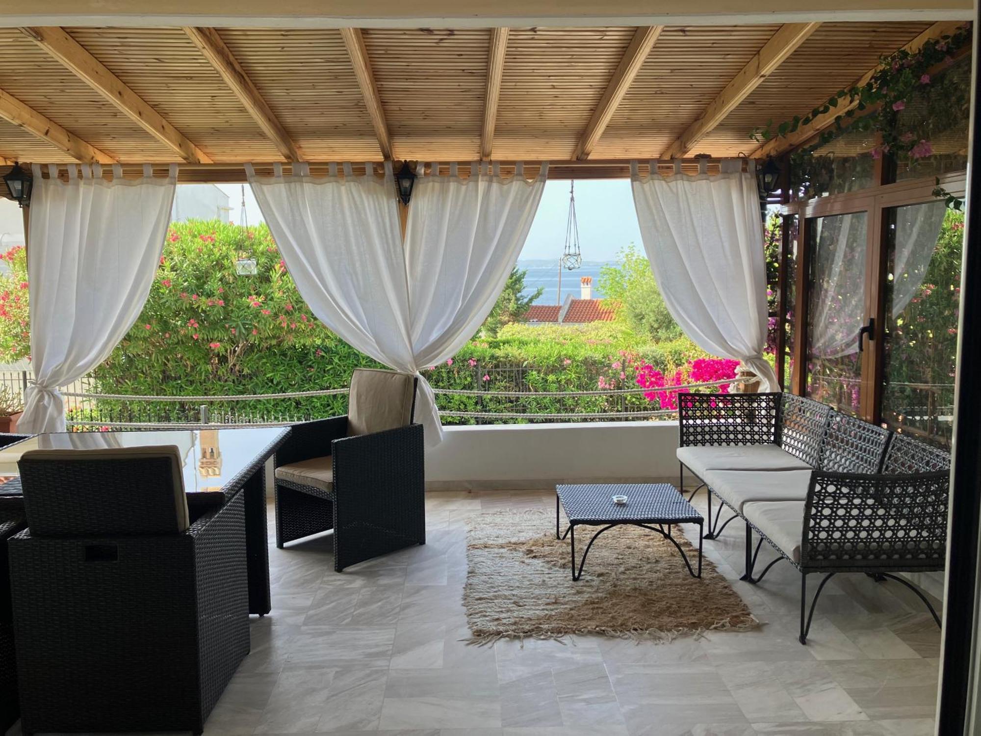 Beautiful Beach House 게라크니 외부 사진